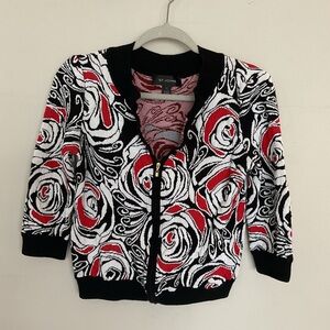 St. John Black knit black and Red Rose Pattern sweater women’s small